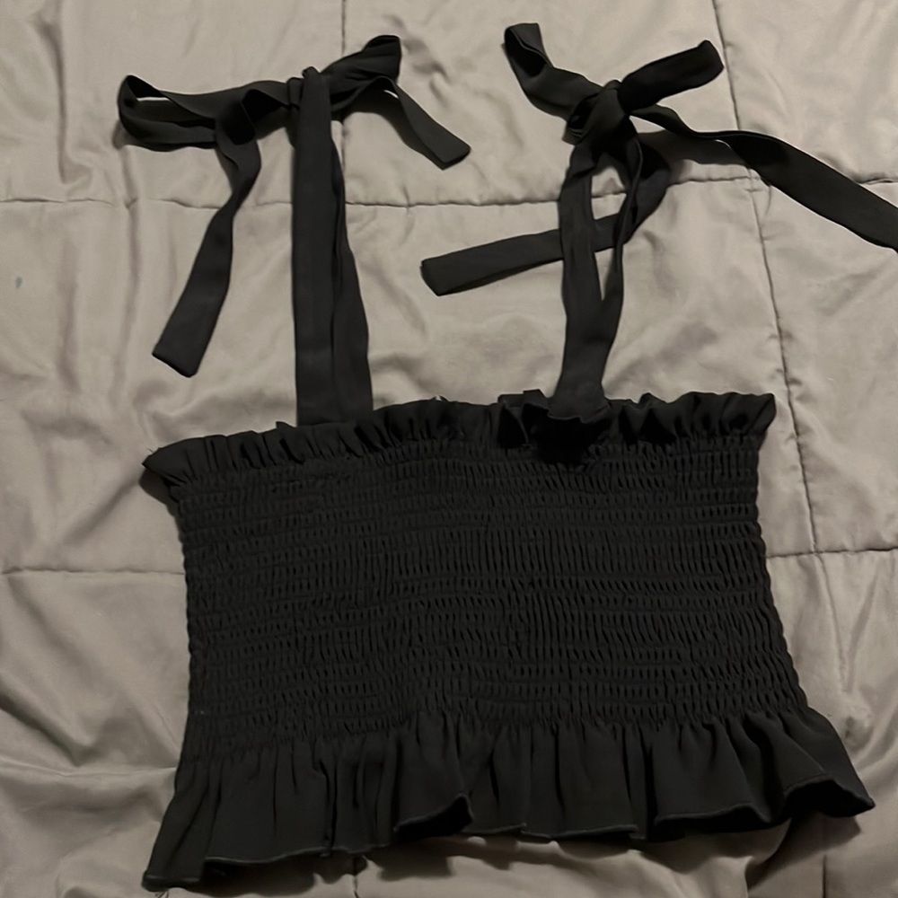 Shein size medium tie strap crop shirt